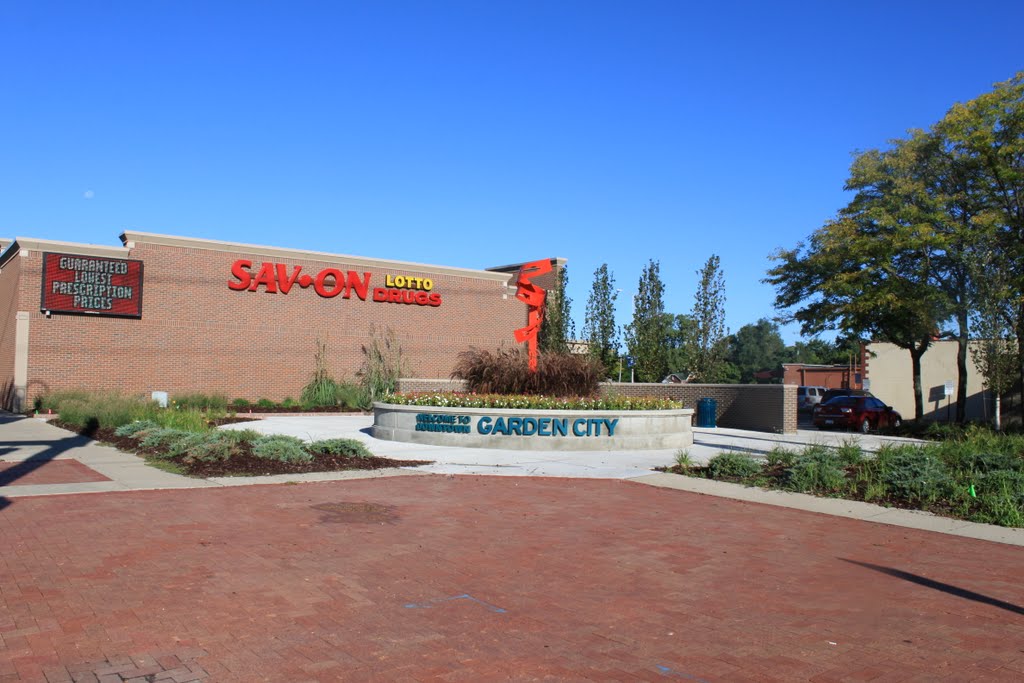 Downtown Garden City Welcome Sign, Ford Road & Middlebelt Road, Garden City, Michigan