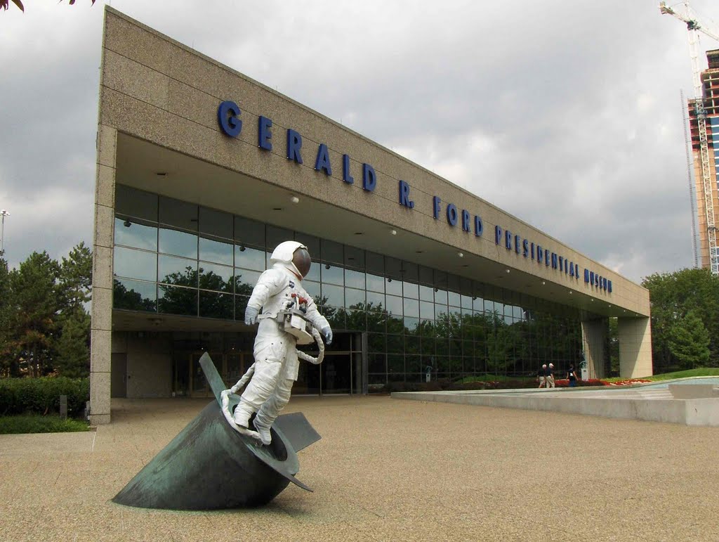 Gerald R Ford Presidential Museum, GLCT