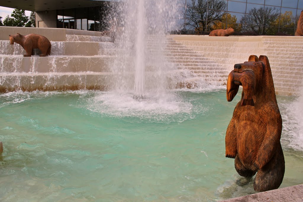 Grizzlies on the Ford, Grand Rapids, MI