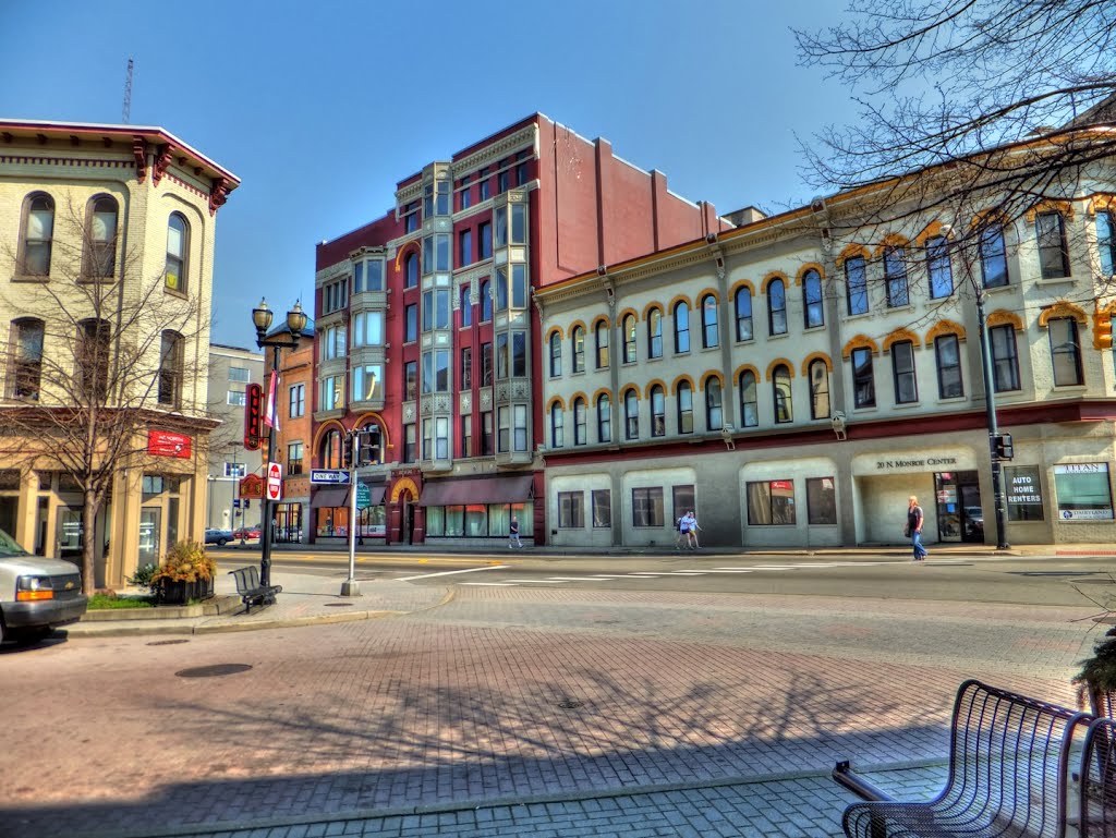 Monroe Center Street & Division Avenue