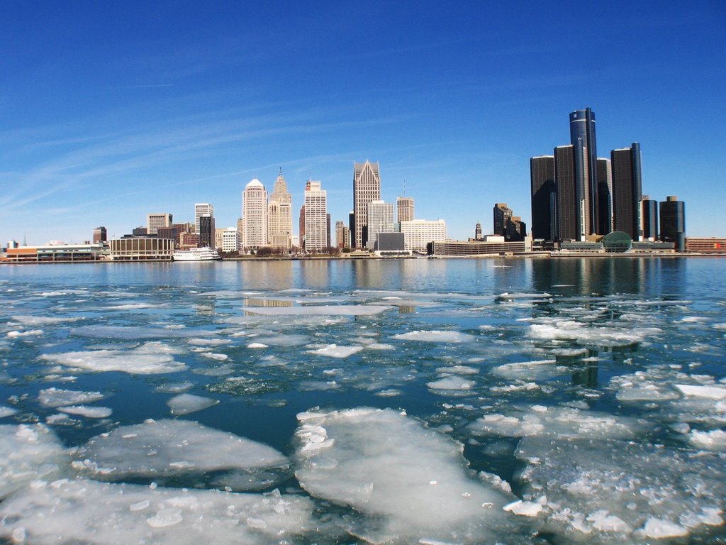 melting ice on the detroit river