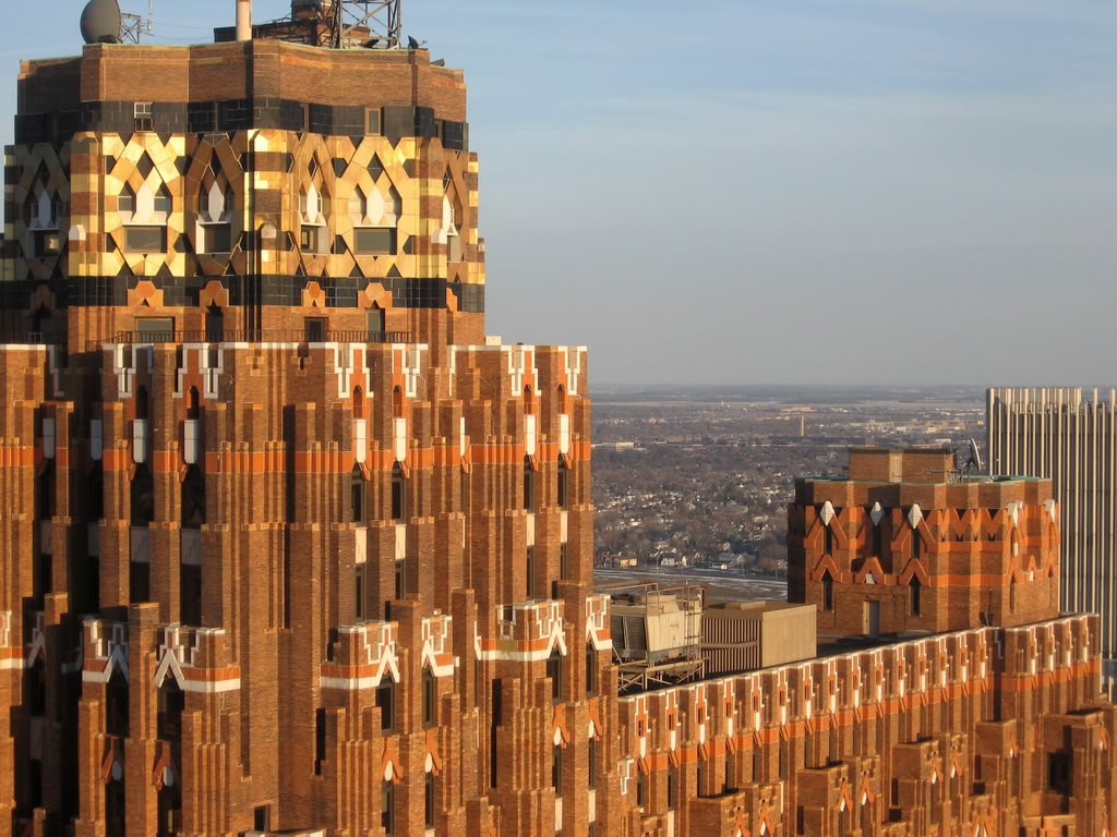 Guardian Blg closeup