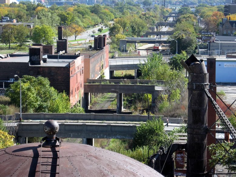 view of entire Dequindre Cut from watertower