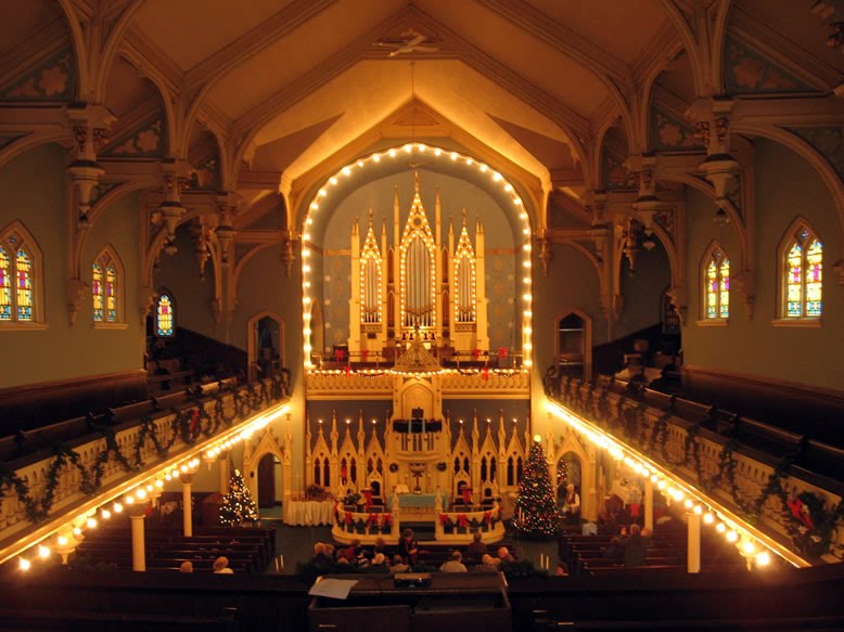 St. John-St. Luke interior