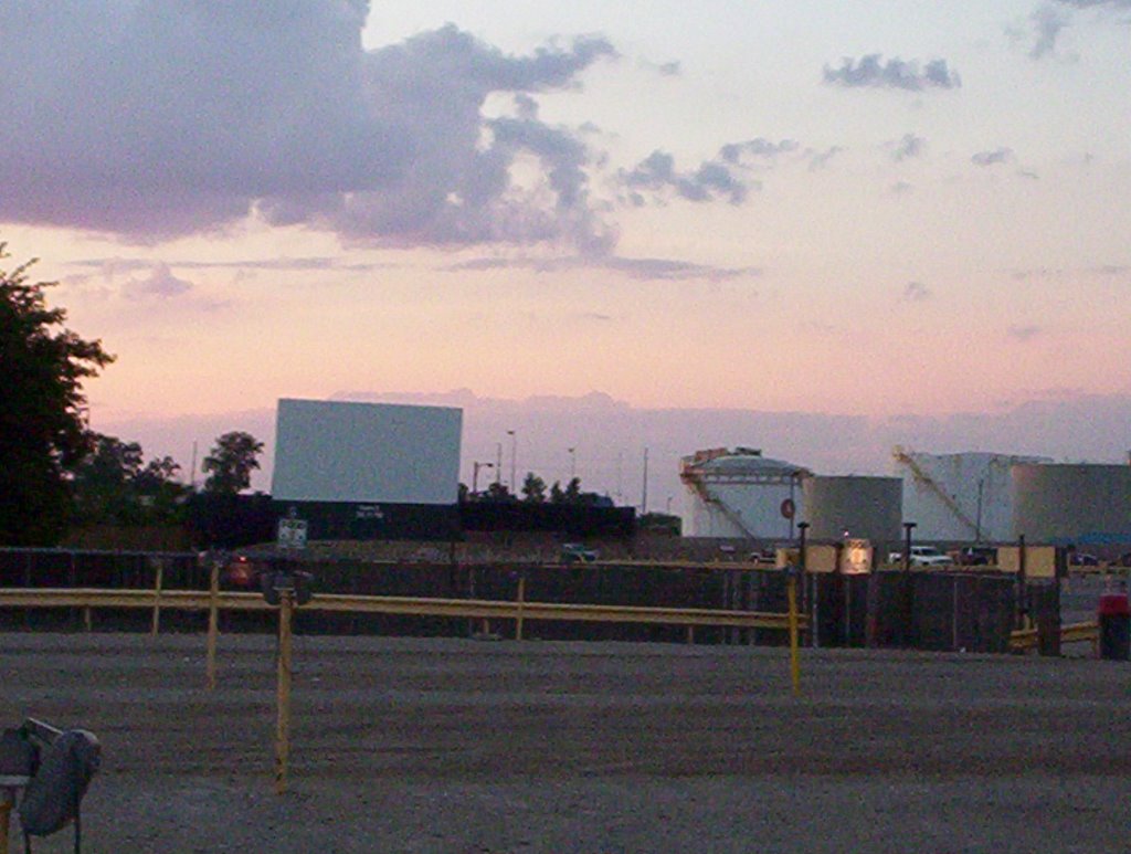 Ford-Wyoming Drive Through