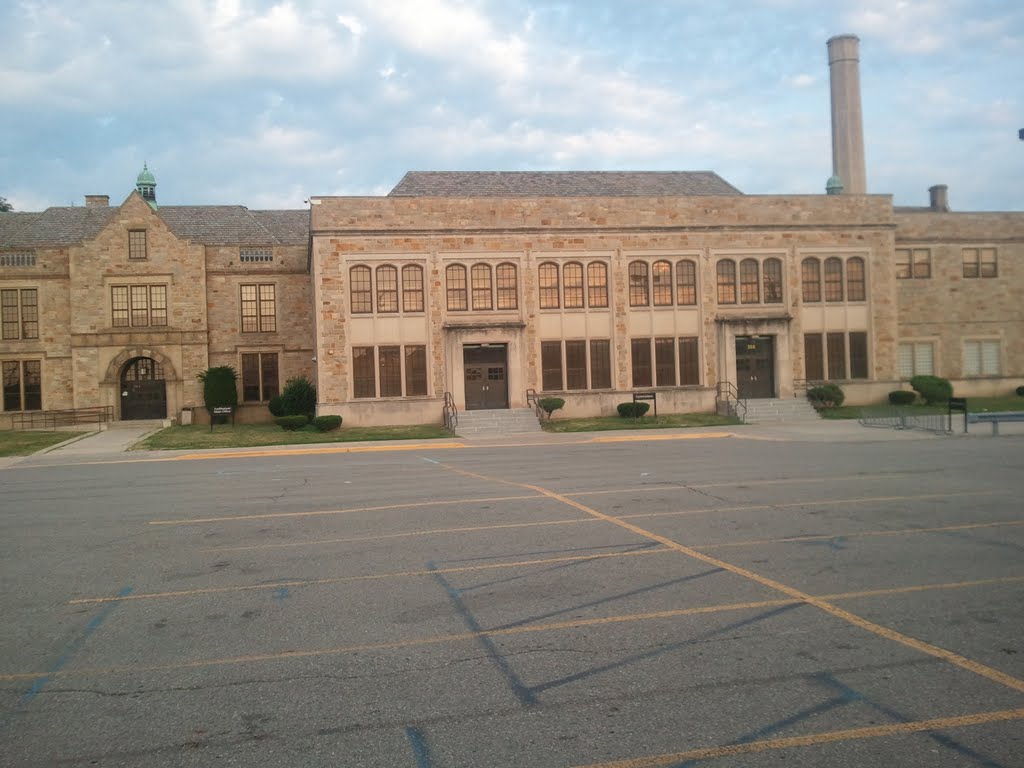 Fordson Gymnasium