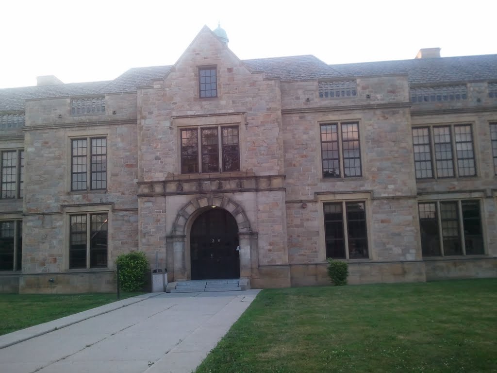 Fordson High School West Entrance