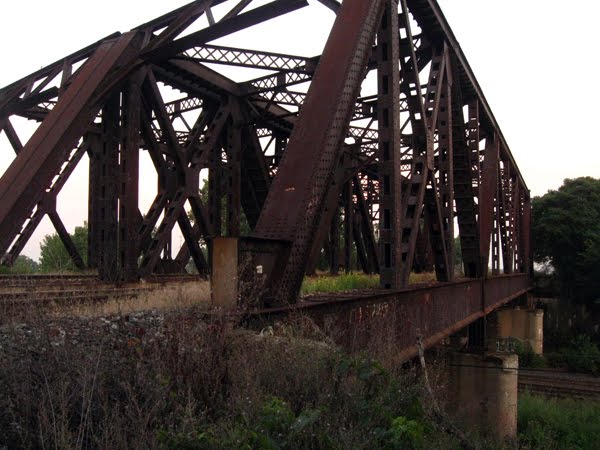 old RR trestle up close