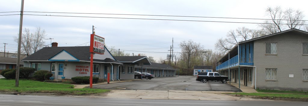 The infamous (crime scene) Bungalow Motel, 28525 Michigan Avenue, Inkster, Michigan