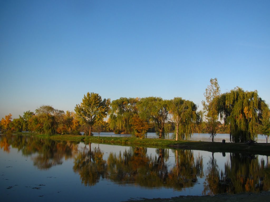 North Bay Park in a sunny day