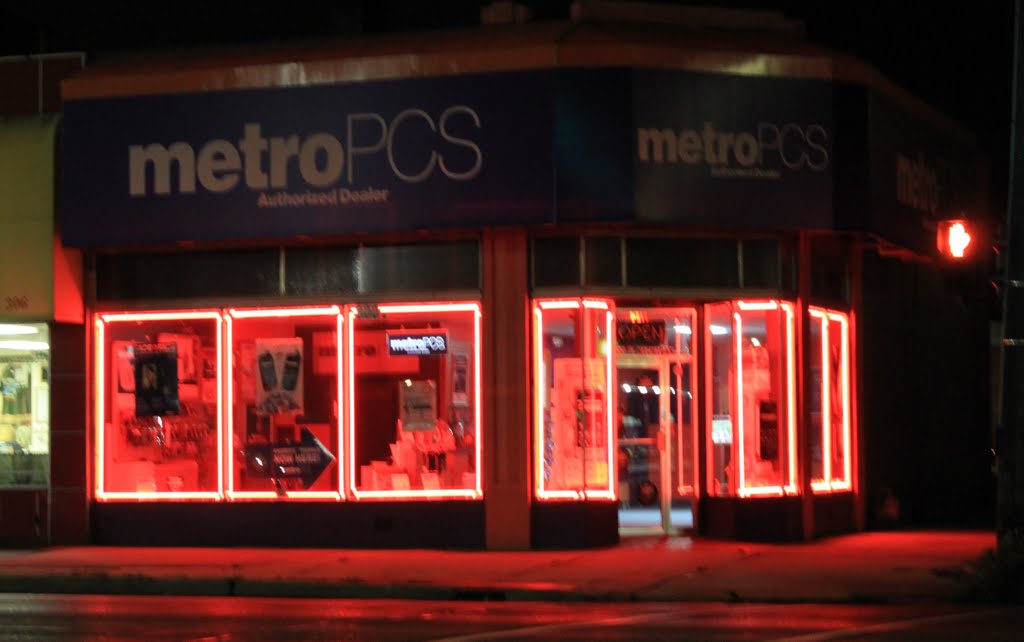 MetroPCS store, 300 East Michigan Avenue, Ypsilanti, Michigan