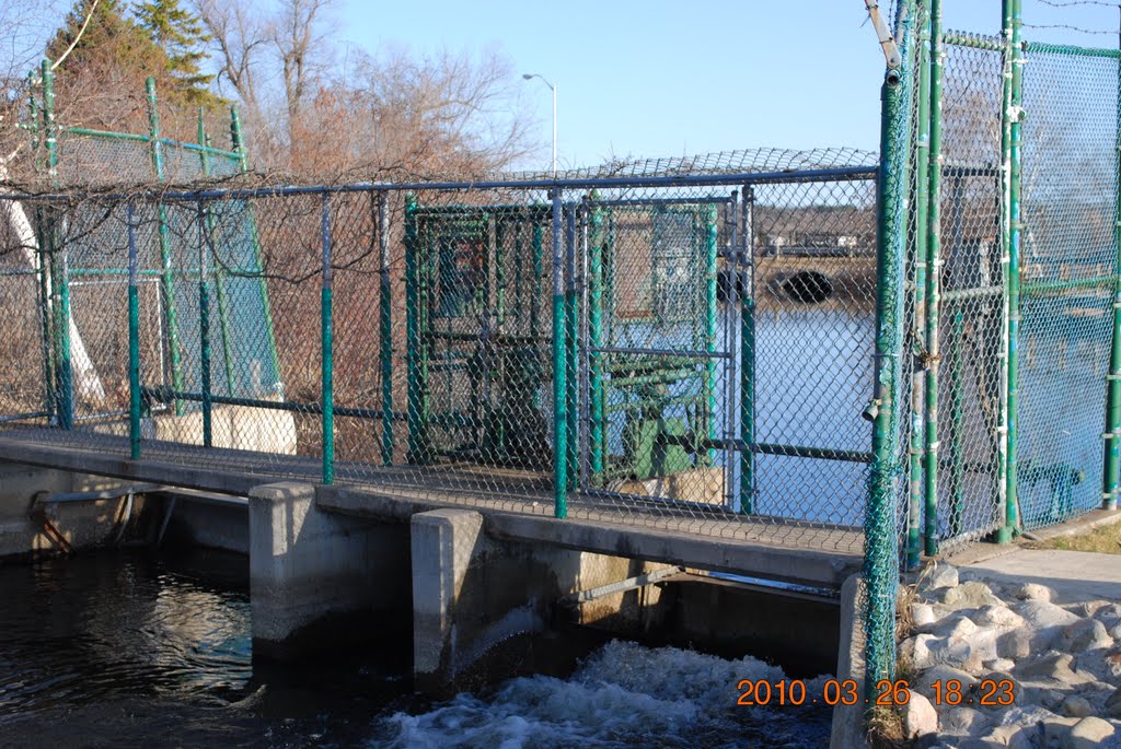 Clam River Dam