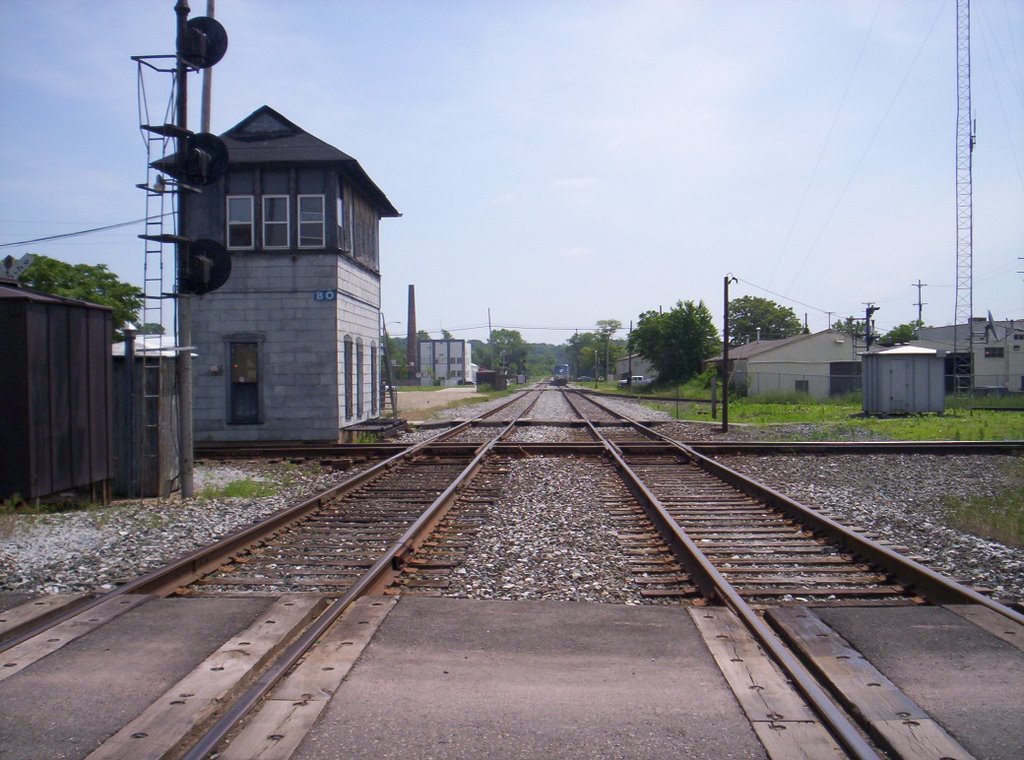 MC / NYC / Norfolk Southern - Amtrak just has passed BO tower in Kalamazoo, MI