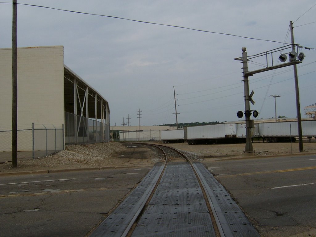 LS&MS / Norfolk Southern at Patterson Street looking North