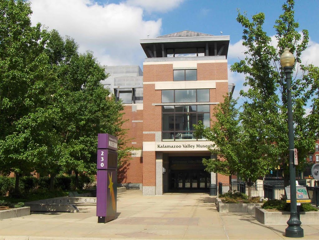 Kalamazoo Valley Museum, GLCT