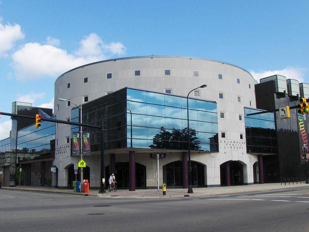 Kalamazoo Public Library, GLCT