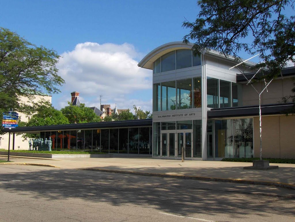 Kalamazoo Institute of Arts, GLCT