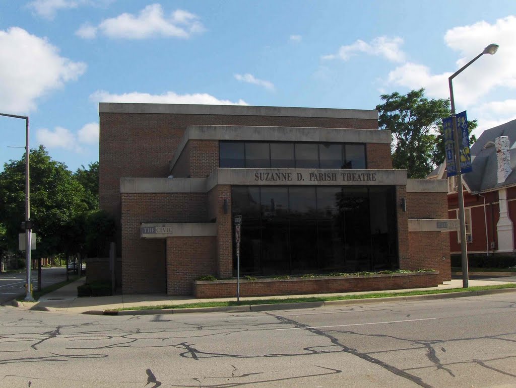 Suzanne D Parish Theatre, GLCT