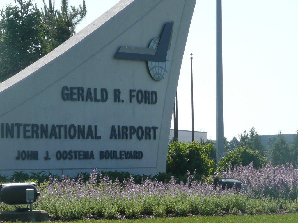 GRR Airport