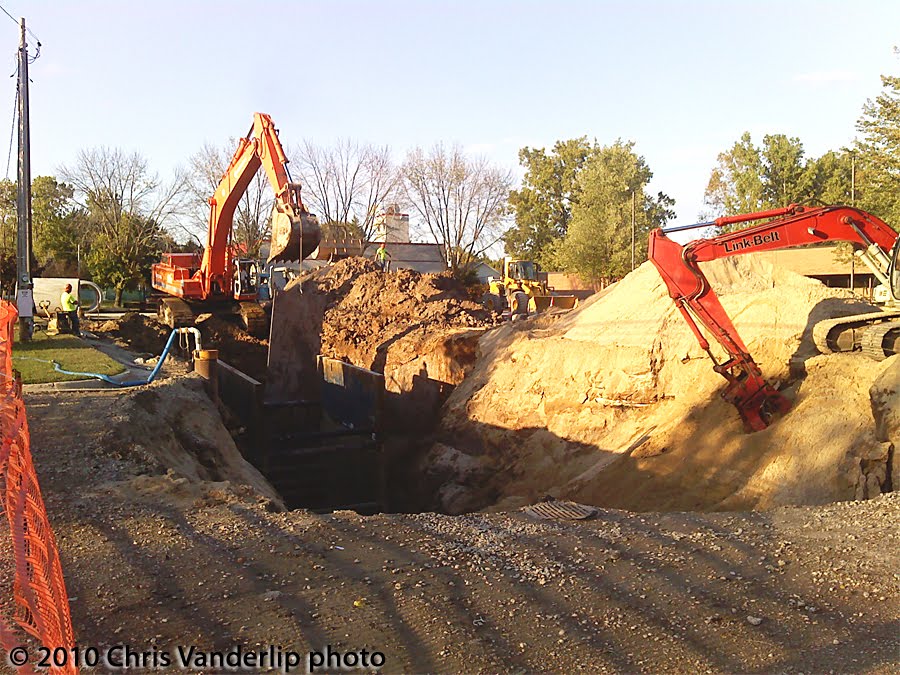 Construction pit 8-2010