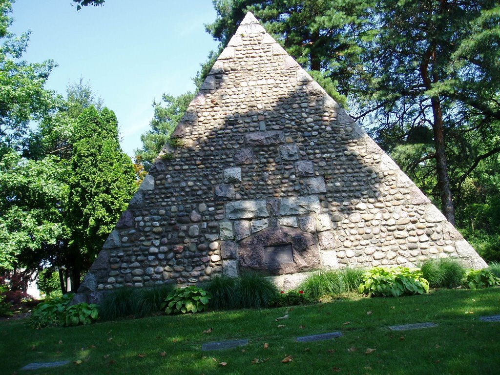 Pyramid Tombstone in Toledos Woodlawn Cemetery