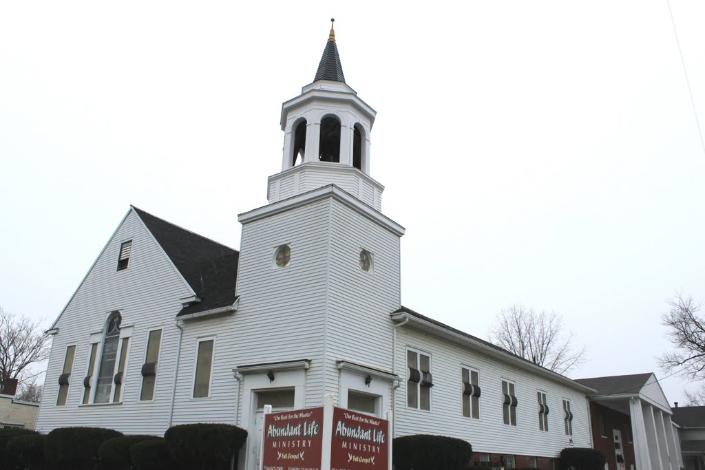 Abundant Life Ministry Church, 8971 Lewis Ave, Temperance, Michigan