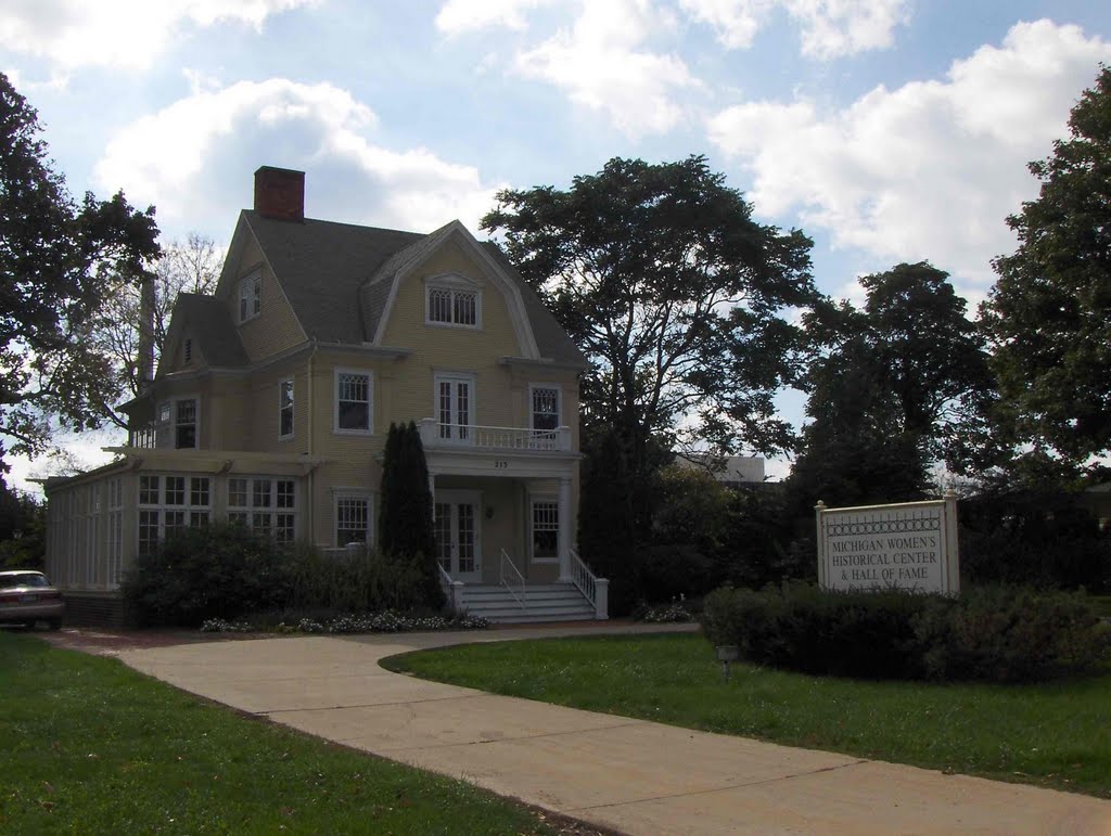 Michigan Womens Historical Center and Hall of Fame, GLCT