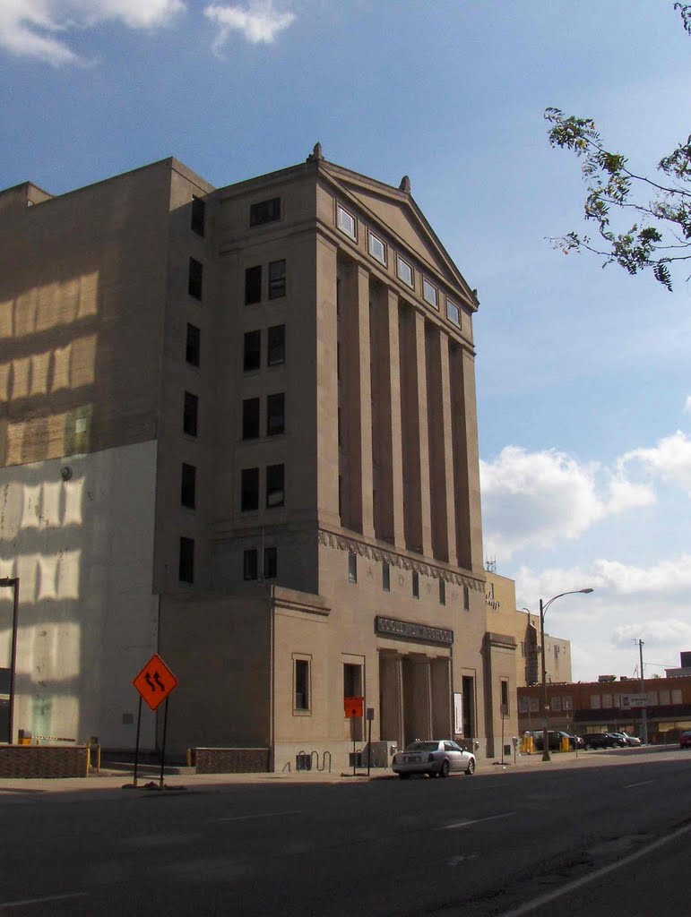 Thomas M Cooley Law School, GLCT