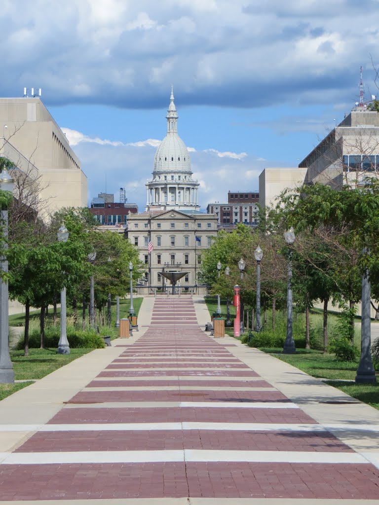 Michigan Capitol in summer