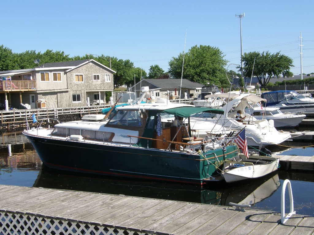 Mystery Ship Marina - Menominee, MI