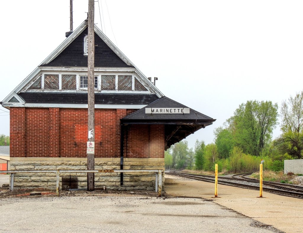 Marinette Wisconsin train depot