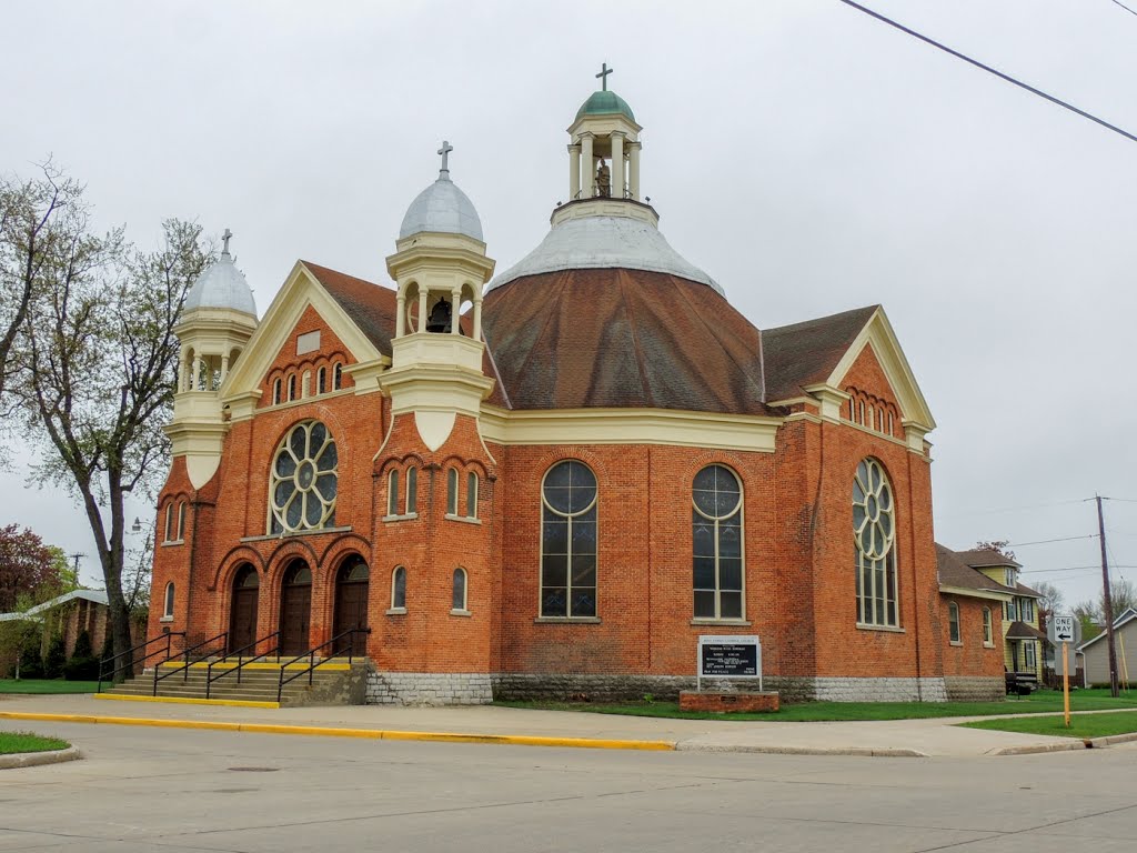 Holy Family Catholic Church