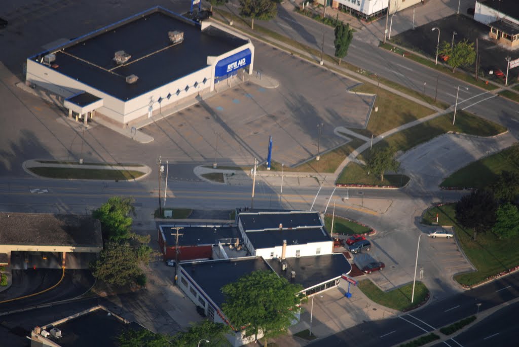 S Side Midland Circle (S Saginaw Rd)