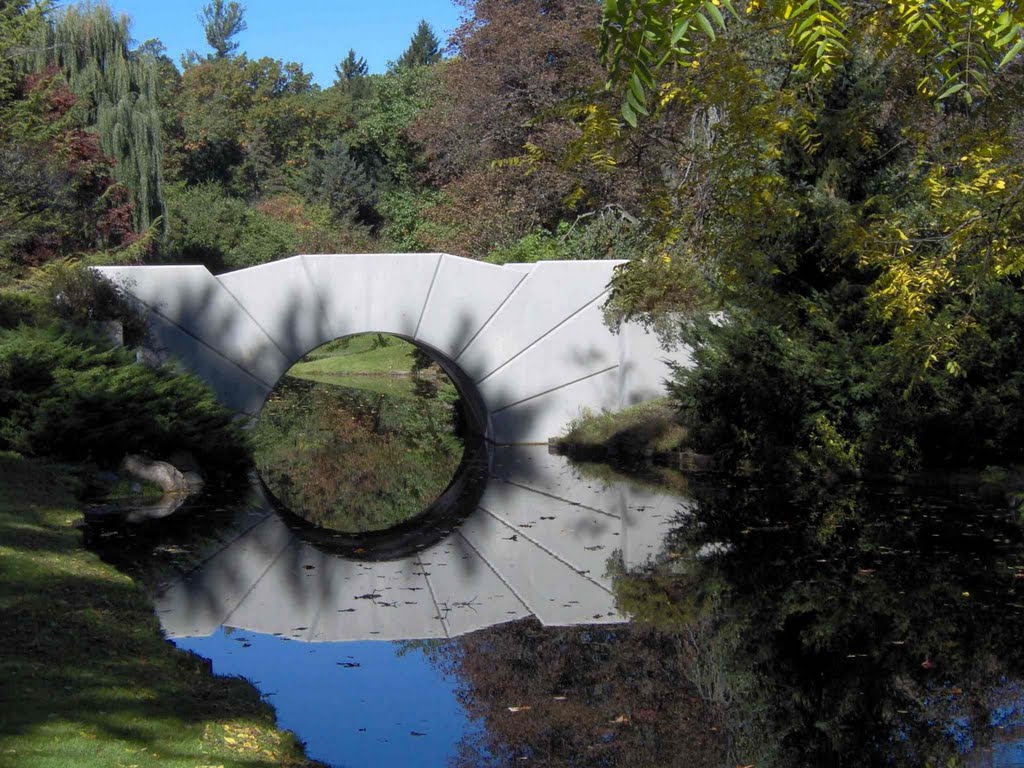 Dow Gardens, GLCT