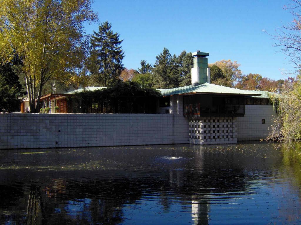 Alden B Dow Home and Studio, GLCT