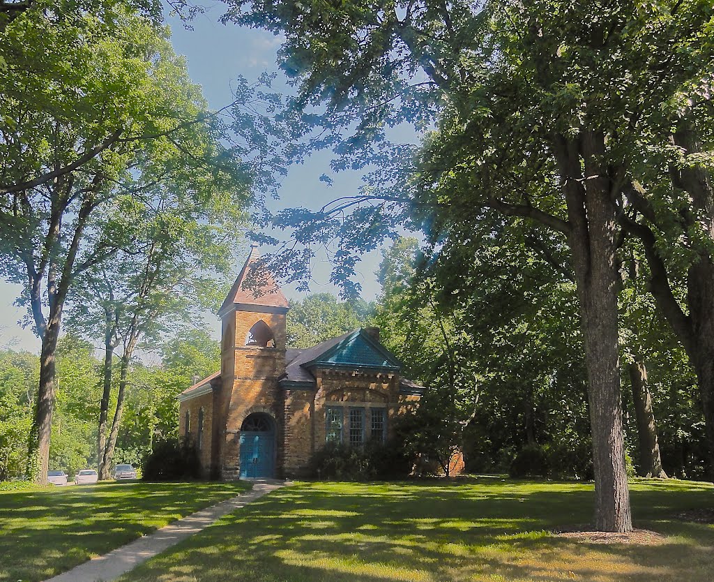 old school house in Midland, Michigan