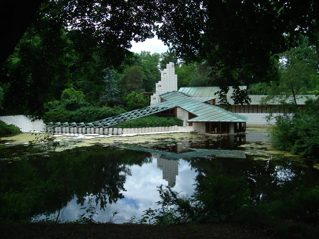 Alden Dow Home and studio