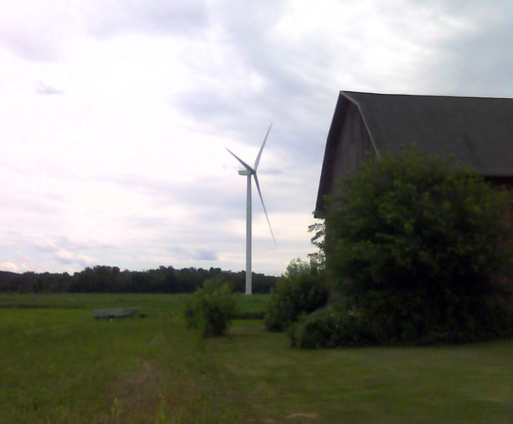 First Wind Turbine North of Lansing