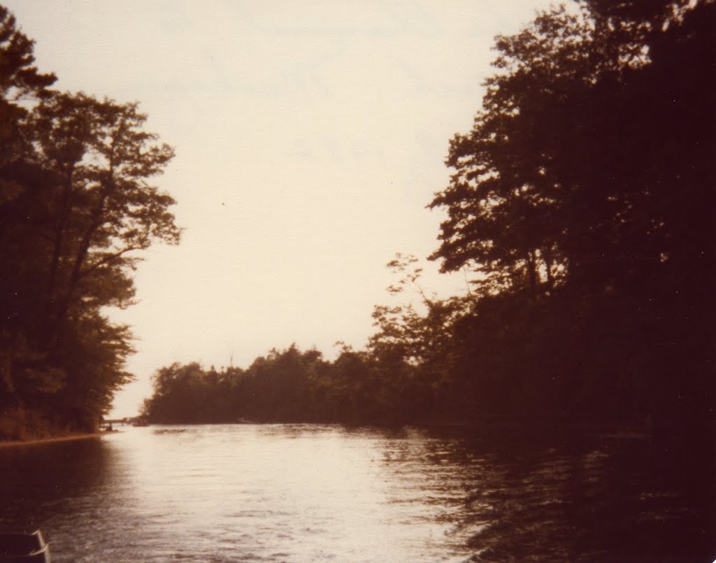 Mona Lake channel 1982