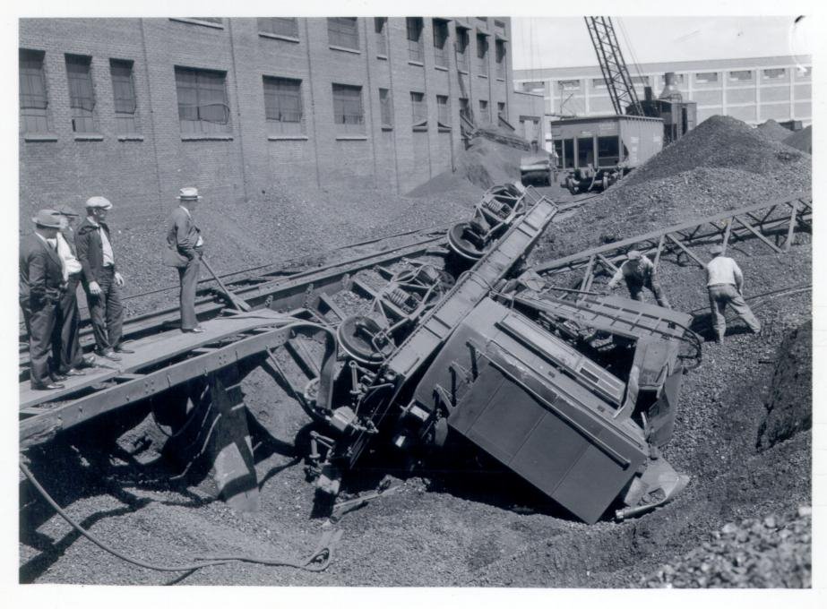 Coal handling crane wreck at the KVP Mill
