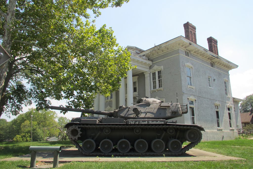 E.M. Murphy house with a tank