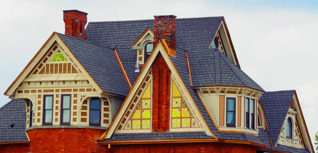 Gingerbread woodwork / Holzschnitzereien
