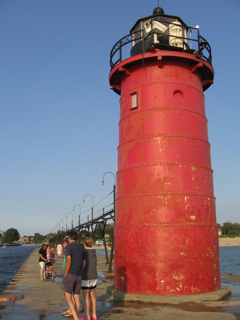 The front of South Haven Lighthouses