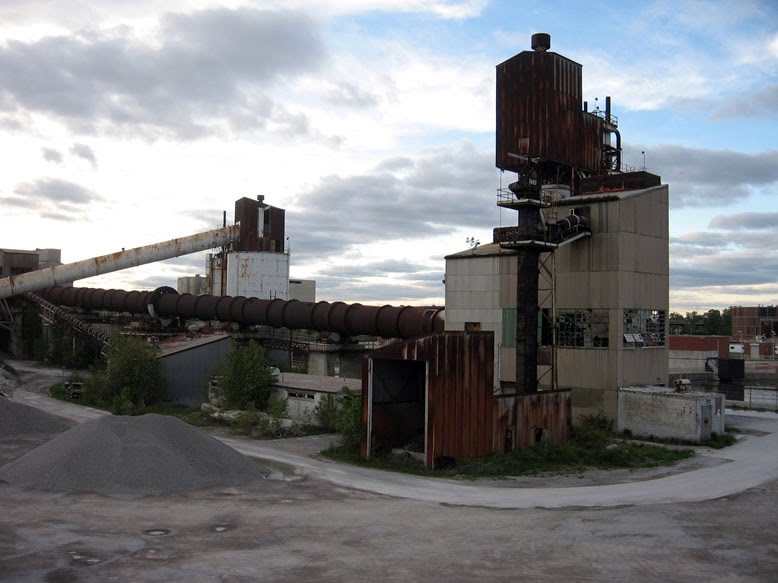 Peerless Cement Works (2006)