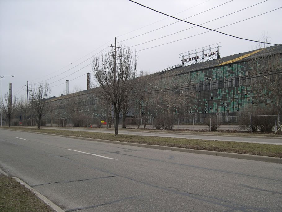Mile-long McLouth Steel