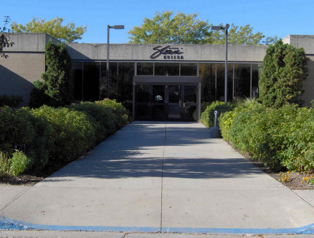 Sloan Museum, GLCT