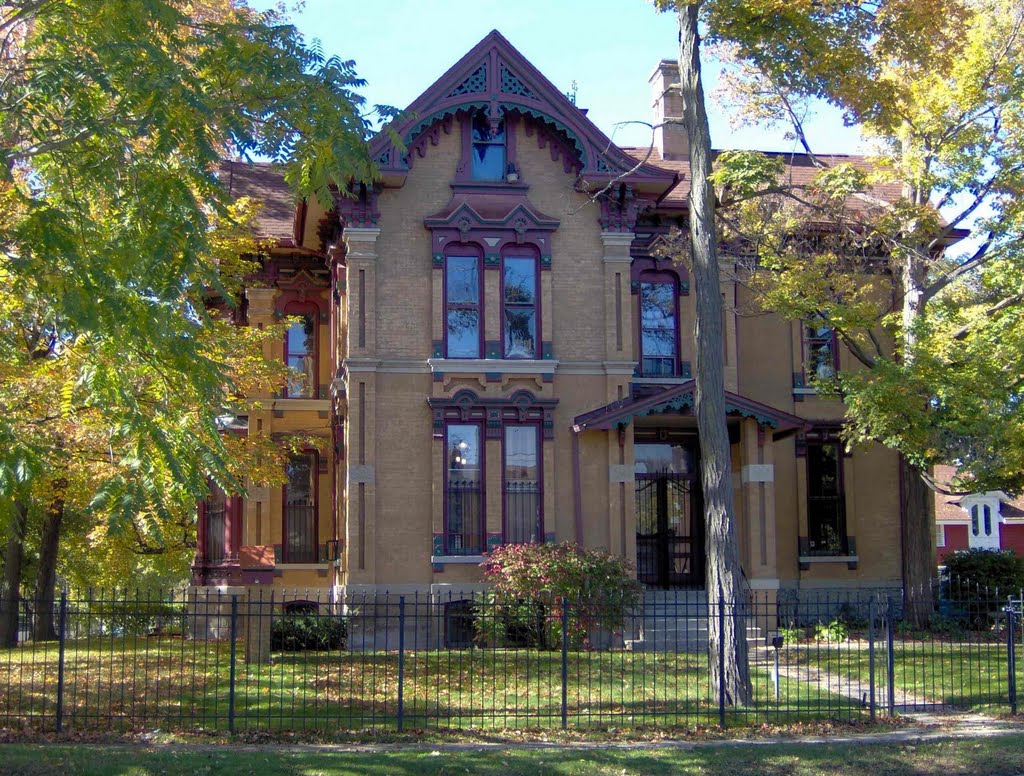 South Grand Traverse Street @ West 3rd Street, GLCT