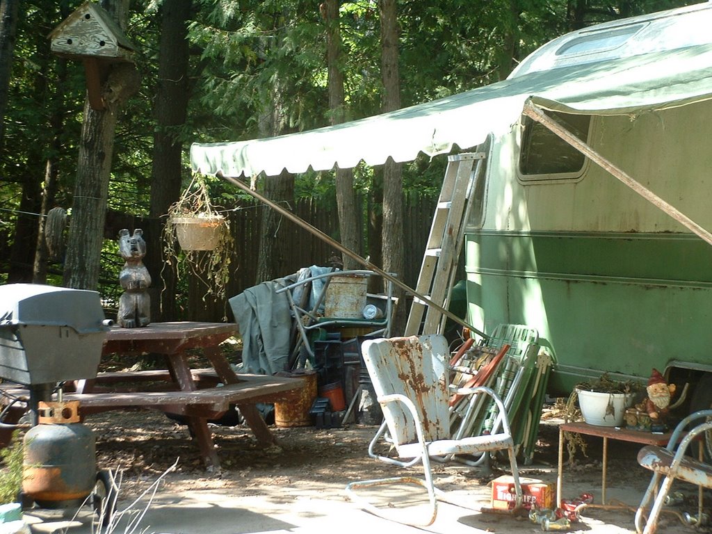 Youth in Revolt movie set.  Michael Ceras (Nick Twisp) "house".