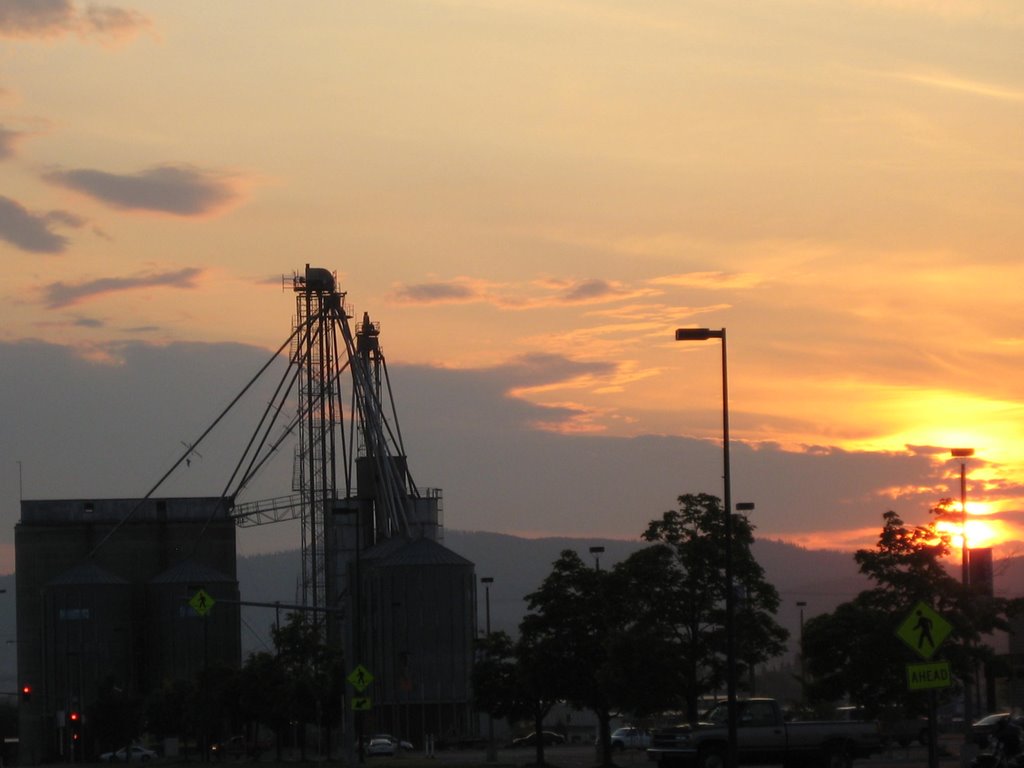 Kalispell sunset. Sept 08.