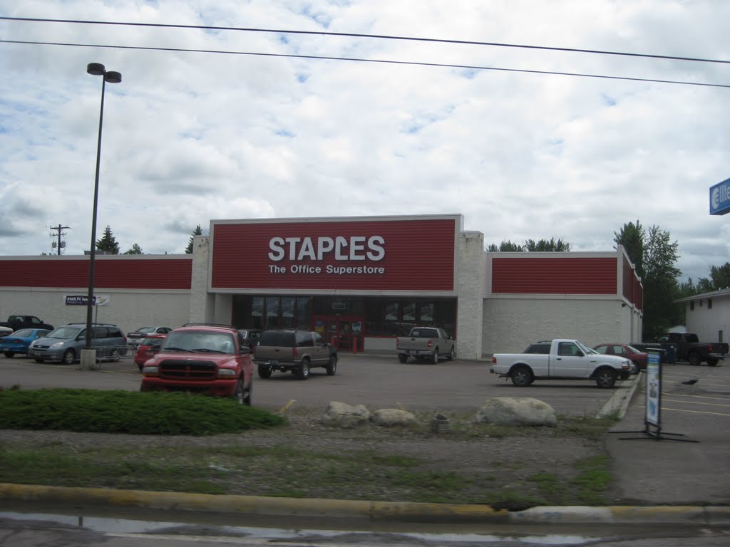 Staples-Kalispell